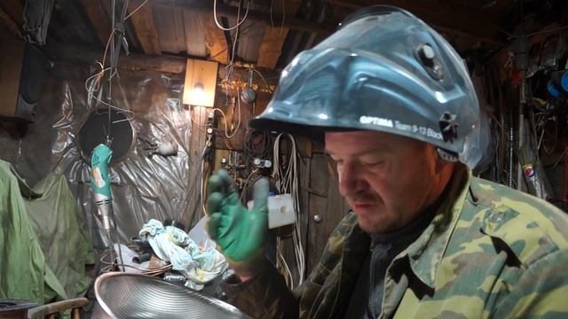 Пришить ухо к шапке или приварить ручку к тазику смотреть онлайн