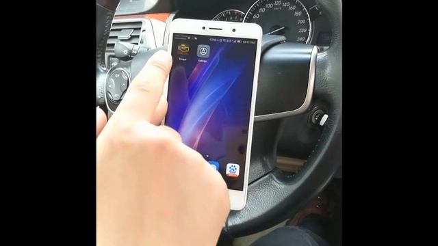 How to use WIFI OBDII scanner tool (Android) смотреть онлайн