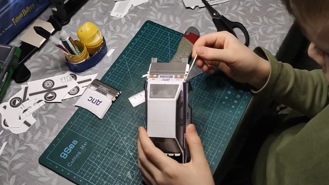 Как сделать машинку из бумаги А4 - Ваз 21093. Игрушечная машинка своими руками. Бумажный автомобиль смотреть онлайн