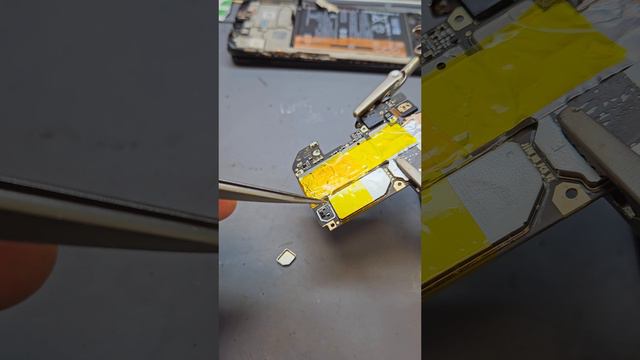 Redmi 9T - не включается 🤷♂️ Ремонт системной платы 💸 смотреть онлайн