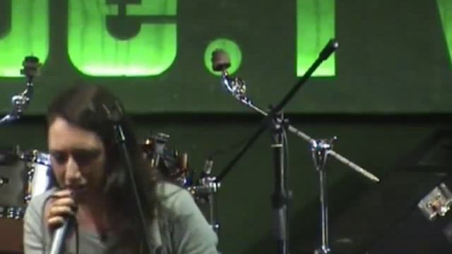 RISHA & LOU - Дождик (Мастеркласс Lou [LOUNA, TRACKTOR BOWLING] 21:02:2012) смотреть онлайн