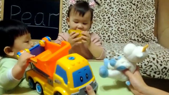 День 19: учим английское слово "Pear" - груша смотреть онлайн