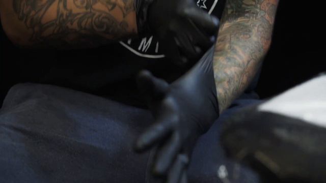 Das BIPA BFF Tattoo смотреть онлайн