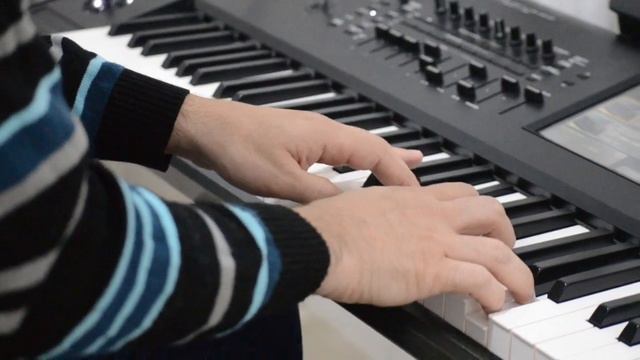 RUDE CRUZ (THE OLD RUGGED CROSS) смотреть онлайн