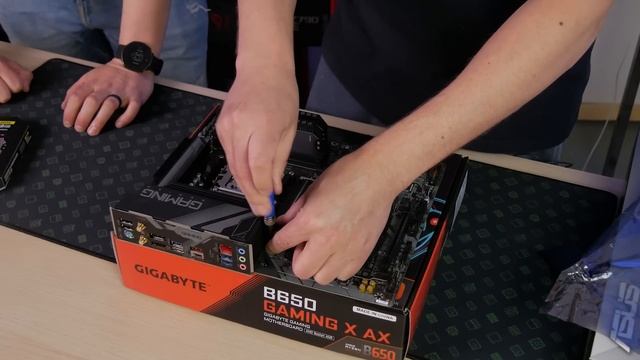 Kasataan OPTIMAALINEN 1440p-pelitietokone! (2100€) смотреть онлайн