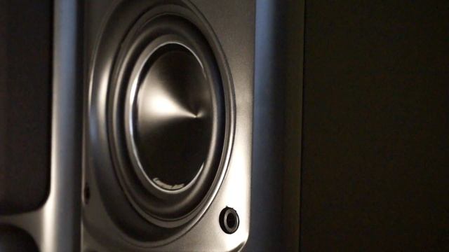 Placa amplificada Yamaha YDA138-E com receiver Bluetooth APT-X 20 WRMS por canal #Parte 2 смотреть онлайн