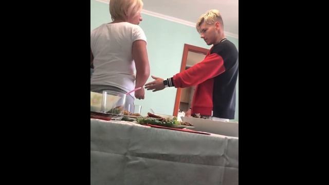 Александр Волошин Кто такой? Блогер парнкер? смотреть онлайн