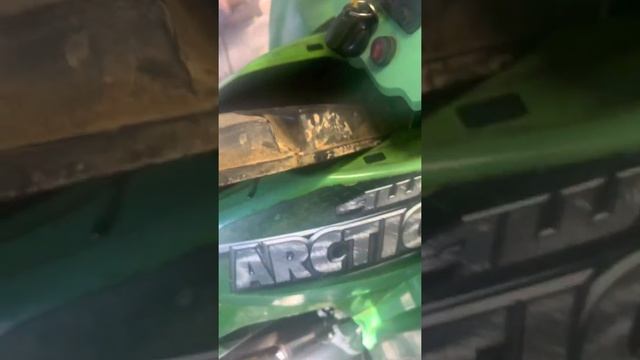 Arctic Cat 650 v2 bogging/ backfiring смотреть онлайн