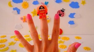 Семья пальчиков Поли Робокар. Finger Family Robocar Poli. Пальчики Поли Робокар.