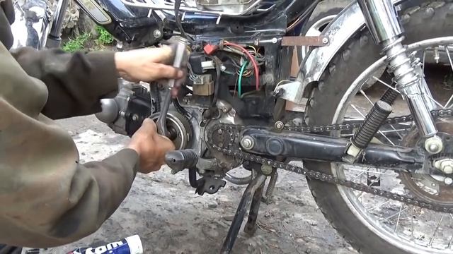 Ремонт мопед _Дельта_ непонятный звук в моторе. смотреть онлайн