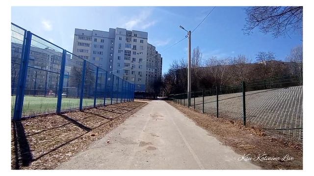 ?️ ХАРЬКОВ ~ПРИЯТНАЯ ПРОГУЛКА ПО АЛЕКСЕЕВКЕ #Харьков #Район_Алексеевка_Харьков #Прогулки_по_Харьков смотреть онлайн