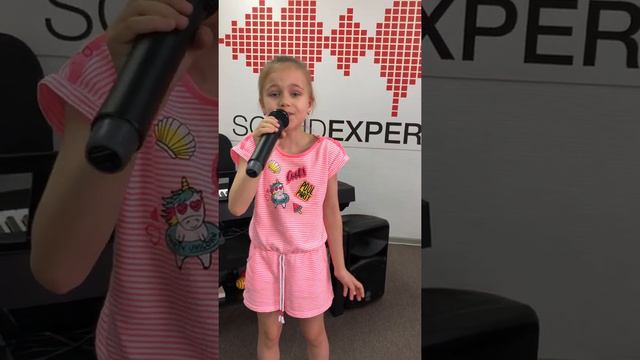 Фоменко Ева 8 лет песня "Хочу на Багамы" смотреть онлайн