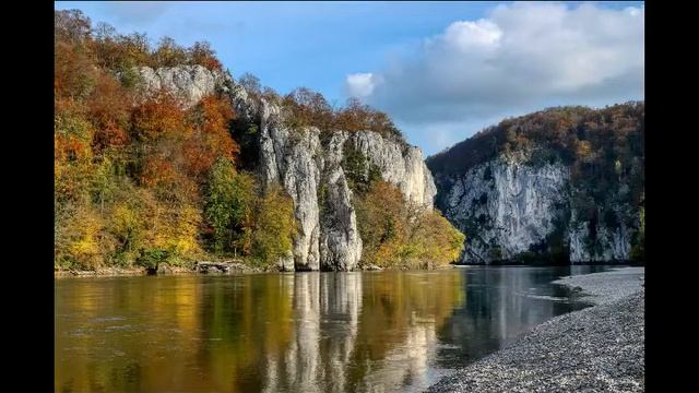 Danubio Azul & Marcha Radetzky | Johann Strauss Padre vs Hijo | La Mejor Música Clásica ? смотреть онлайн