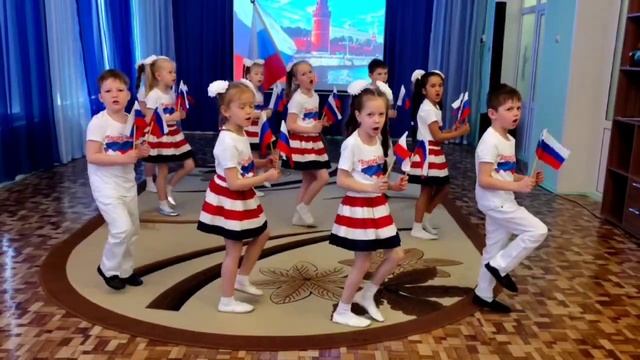 "Звонкая капель - 2023", МАДОУ "Детский сад 60", г. Владивосток, вокальная группа "Веселинка" смотреть онлайн