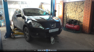 Переборка правого переднего суппорта на Nissan Qashqai 2,0 4WD Ниссан Кашкай 2009