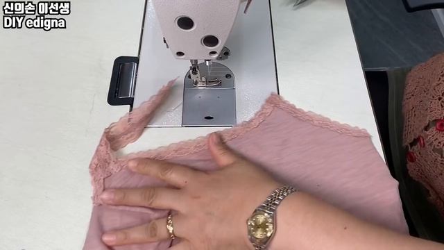 오래된 손뜨개 가디건 마구 잘라 재활용 | 멋진 기술을 보시죠. 안 보면 후회합니다. смотреть онлайн