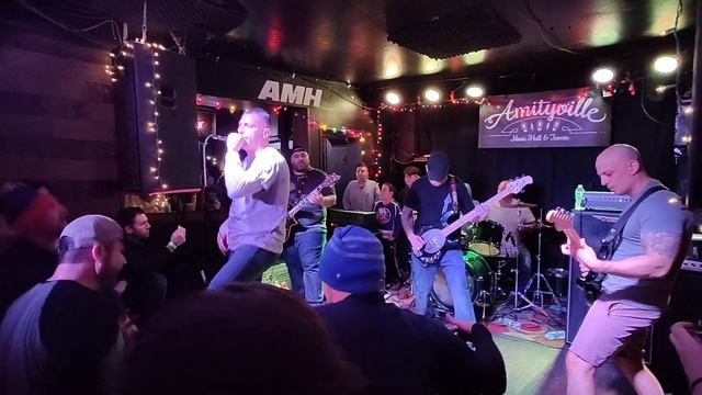 Overthrow - React -12/16/22 смотреть онлайн