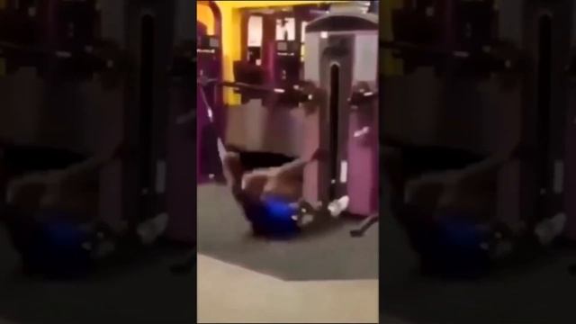 Arnold Chest Genetics...? смотреть онлайн
