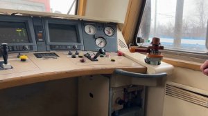 Переход на кран резервного управления (КРУ) на электровозе 2ЭС6 #машинист #ЧтоВидитМашинист