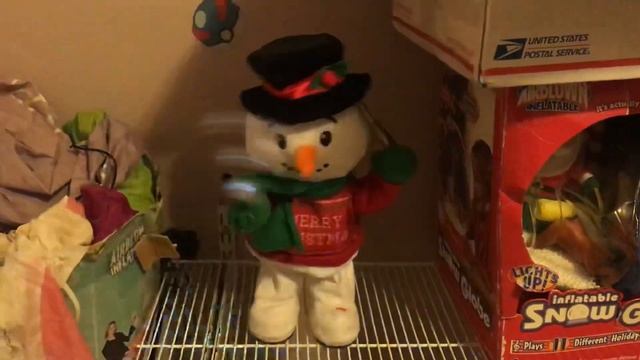 Gemmy 2019 Snowflake Spinning Snowman Remake “Let it Snow” - Home Depot model смотреть онлайн