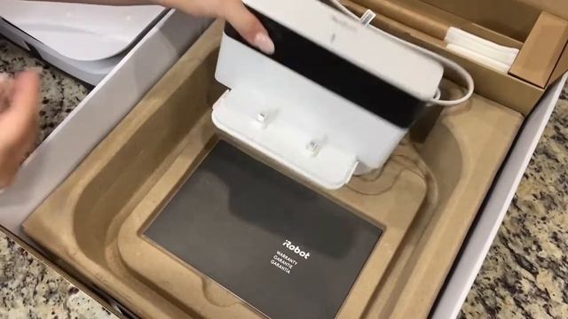 iRobot Braava Jet M6 (6110) Ultimate Robot Mop Review, Works Better Than Expected- Issues Solved смотреть онлайн