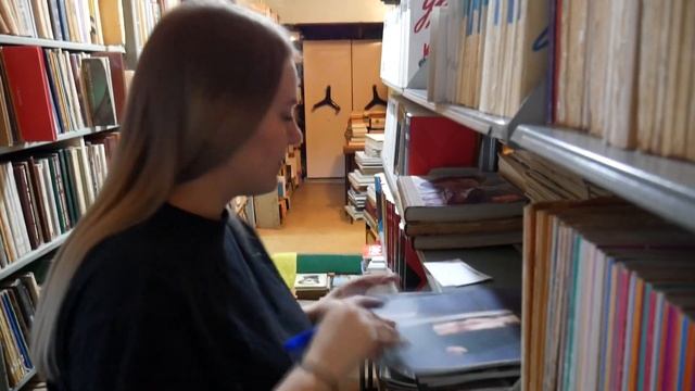 Под музыку любое дело спорится смотреть онлайн