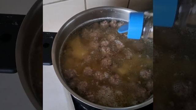 Суп с фрикадельками!Просто без заморочек!