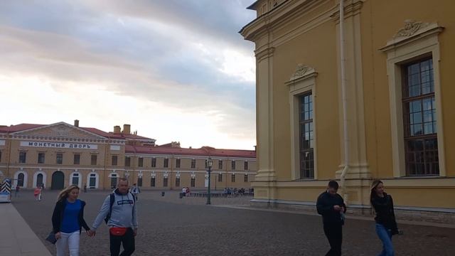 St Petersburg Relaxing Street Walk - Peter and Paul Fortress смотреть онлайн