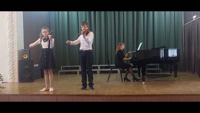 Дуэт скрипачей в составе Горячева Ева, Горбачев Владислав. Струнно-смычковые инструменты. смотреть онлайн