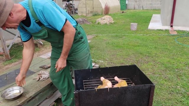 Как на мангале приготовить курицу гриль копченую смотреть онлайн