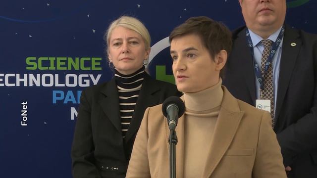 Brnabić – Stefanović je ostao u stranci i vredno radi смотреть онлайн