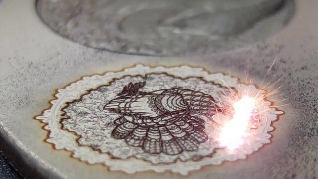 Лазерная гравировка нержавеющей стали по слоям. Jpt50lp F160