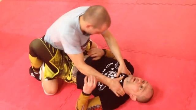 Как бросить мужчину, если он вас душит смотреть онлайн