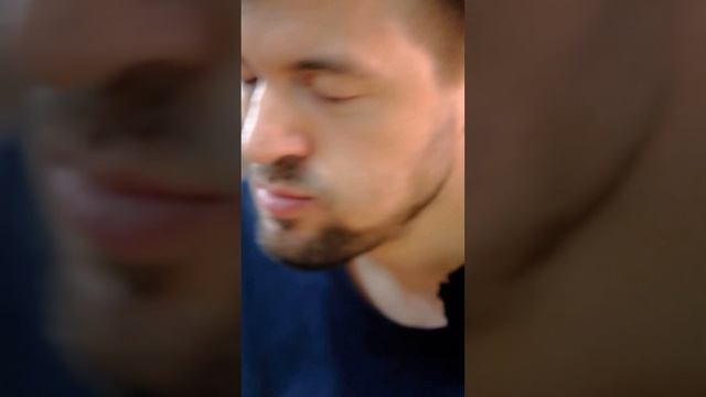 Сочное мясо краба и ничего лишнего. Камчатский краб от А-Икра #shorts смотреть онлайн