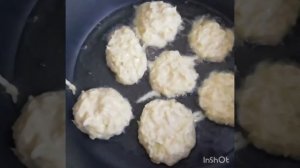 Вкуснейшие оладьи из патиссонов)