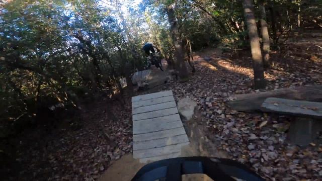 He hasn't ridden Berm Peak since 2019! Tour and Ride with Phil смотреть онлайн