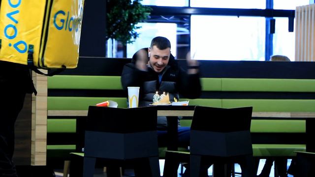 22... Начало карьеры в YouTube. смотреть онлайн