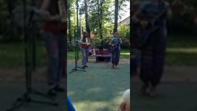 "Под небом Парижа" смотреть онлайн