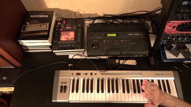 MIDI для новичков. С чего начать? Что такое MIDI и как им пользоваться. смотреть онлайн