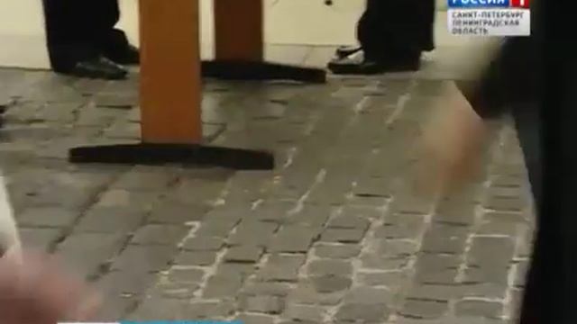 В Кронштадте вручили погоны и кортики выпускникам Военно-учебного научного центра ВМФ (20.06.14) смотреть онлайн