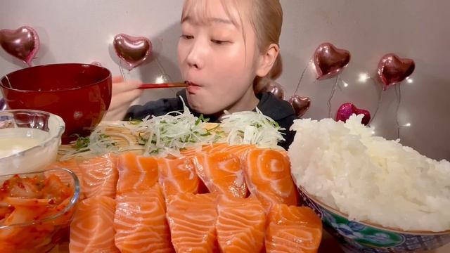 ASMR Salmon Sashimi【Mukbang/ Eating Sounds】【English Subtitles】