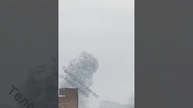 Крылатая ракета успешно поразила объект в Киеве. смотреть онлайн