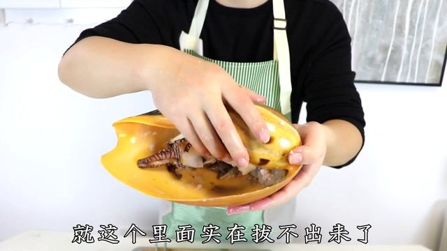 300元超大海螺，小文哥榨菜辣椒爆炒螺王，别样的风味，蘸酱料更鲜美！【小文哥吃吃吃】 смотреть онлайн