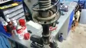 Как заменить подшипник стойки Рено флюенс