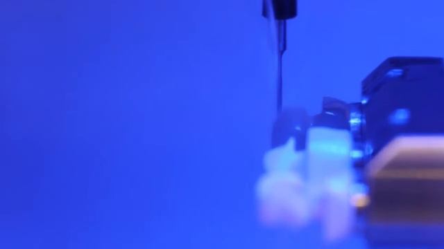 Стоматологический фрезерный станок Imes-Icore Coritec ONE в работе смотреть онлайн