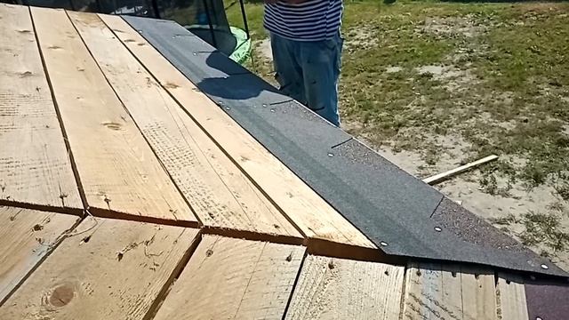 гибкая черепица своими руками. Беседка строительство часть 2 крыша. смотреть онлайн