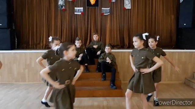 МБОУ Лицей "Технико-экономический" Музыкально-литературная композиция "Строки, опаленные войной" смотреть онлайн