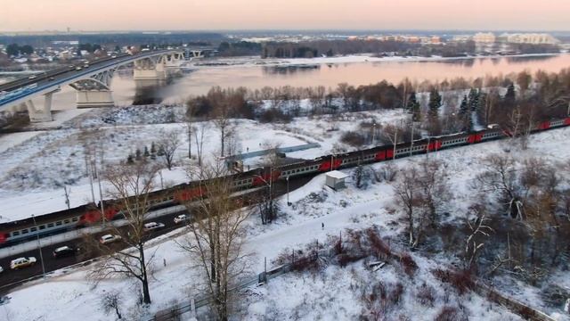 Красивый мост в Дубне через Волгу смотреть онлайн