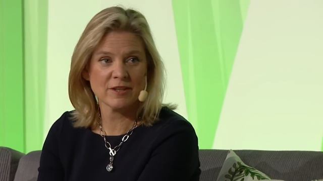 Magdalena Andersson, finansminister vill inte äga några aktier eller fonder смотреть онлайн