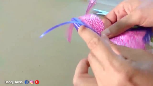 Como hacer Moño de Cinta Papel para regalo (Pom Pom) |Tutorial moño de cinta celoseda смотреть онлайн